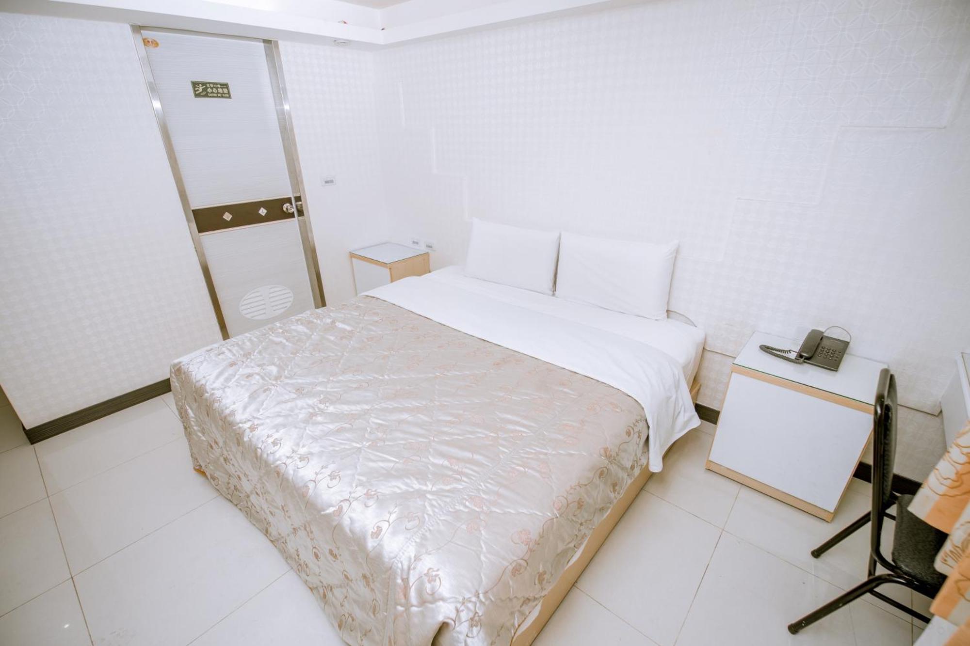 Guide Hotel Taoyuan Fuxing Pokój zdjęcie